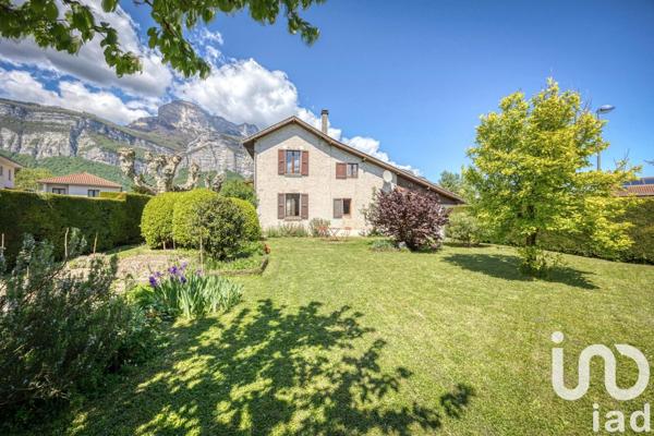 Maison à vendre 5 pièces 132 m² Crolles