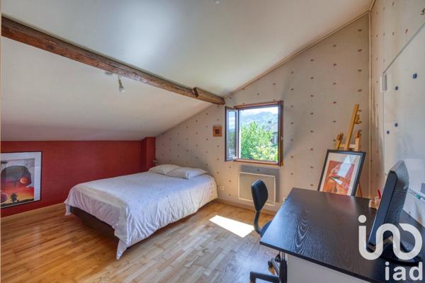 Maison à vendre 5 pièces 132 m² Crolles