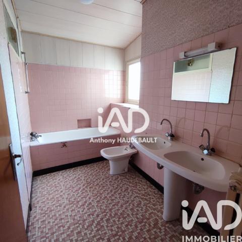 Maison à vendre 7 pièces 151 m² Beaupréau-en-Mauges