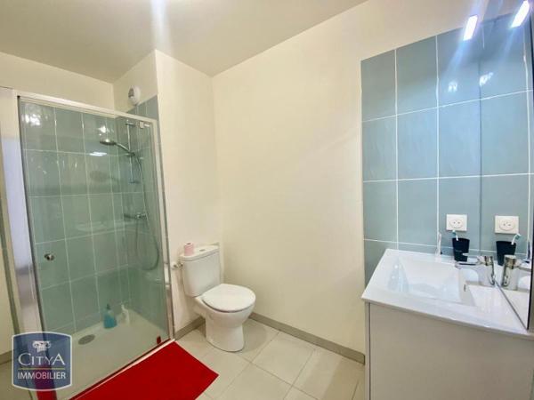 Appartement à louer 1 pièce 28.44m²