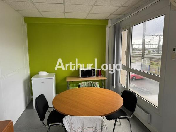 GARE TGV BUREAUX A LOUER 95 M² ou 190 M² 4 PARKINGS