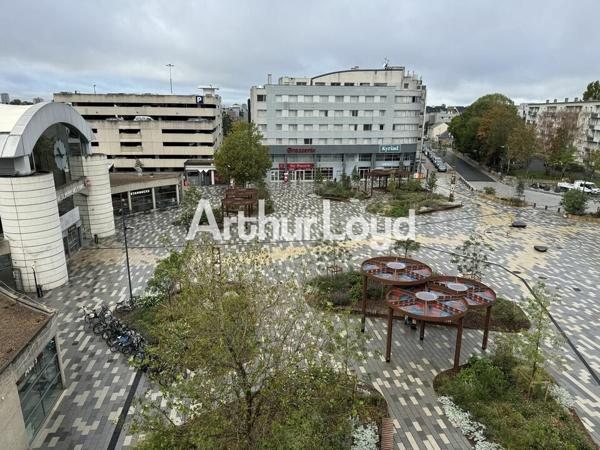 GARE TGV BUREAUX A LOUER 95 M² ou 190 M² 4 PARKINGS