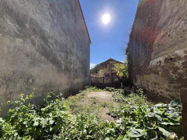 Maison à vendre |  Saulgond |  3 pièces | 145 m²