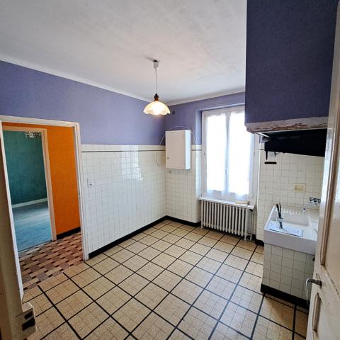 A VENDRE MAISON LAVELANET AVEC JARDIN ET GARAGE