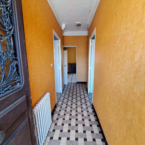 A VENDRE MAISON LAVELANET AVEC JARDIN ET GARAGE