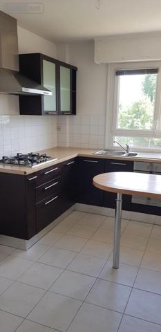 Appartement à louer à Ploemeur dans le Morbihan (56270), ref : 56082-L64   
Bourg
