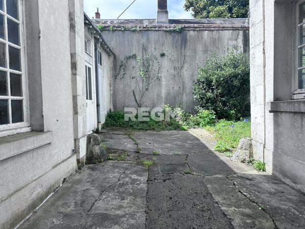 Orléans (45000) ORLEANS (45) – Centre / Cathédrale – Foncier sur 3 niveaux 360 m² /sol - Investisseurs