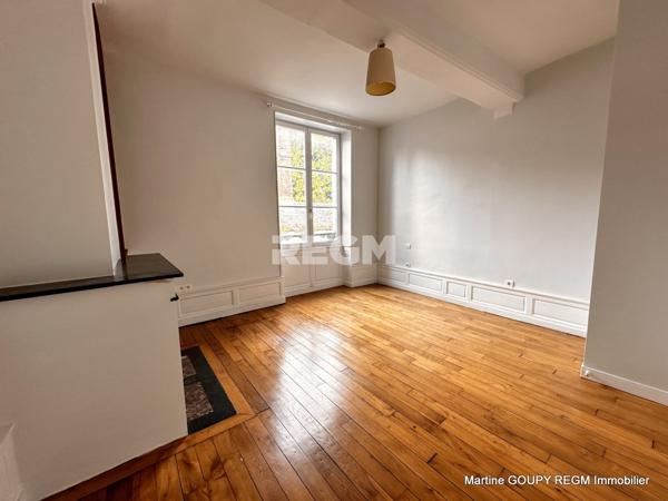 Orléans (45000) ORLEANS (45) – Centre / Cathédrale – Foncier sur 3 niveaux 360 m² /sol - Investisseurs