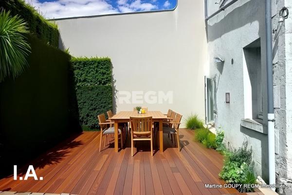 Orléans (45000) ORLEANS (45) – Centre / Cathédrale – Foncier sur 3 niveaux 360 m² /sol - Investisseurs