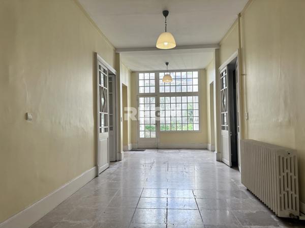 Orléans (45000) ORLEANS (45) – Centre / Cathédrale – Foncier sur 3 niveaux 360 m² /sol - Investisseurs