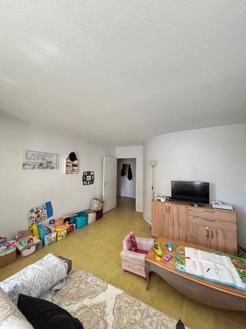 Parking + appartement