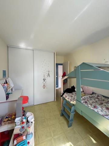 Parking + appartement