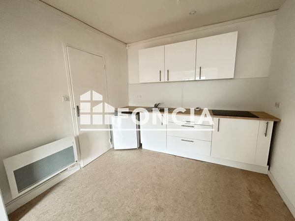 Location Studio 31 m² - 38 RUE DE MALZEVILLE Nancy 54000