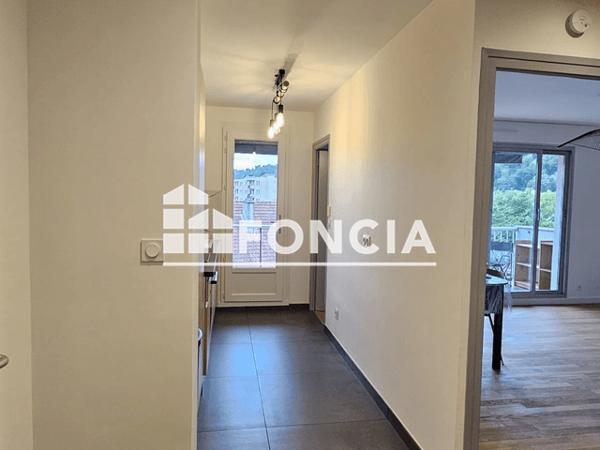 Location Appartement meublé 2 pièces 46.1 m² - 14 RUE JEAN JACQUES ROUSSEAU Aix Les Bains 73100