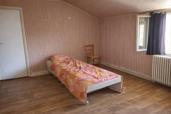Maison trois chambres proche centre ville Breteuil