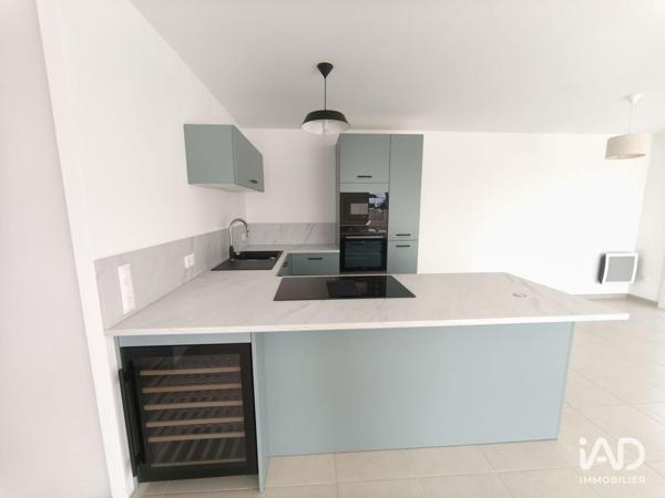 Location appartement 3 pièces 81 m² L'Huisserie