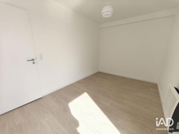 Location appartement 3 pièces 81 m² L'Huisserie