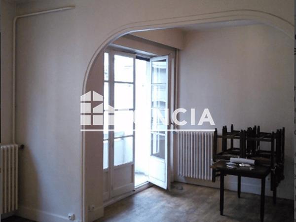 Location Appartement 5 pièces 112.3 m² - 1 RUE CHARLES TESTOUD Grenoble 38000