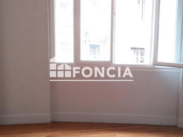 Location Appartement 5 pièces 112.3 m² - 1 RUE CHARLES TESTOUD Grenoble 38000