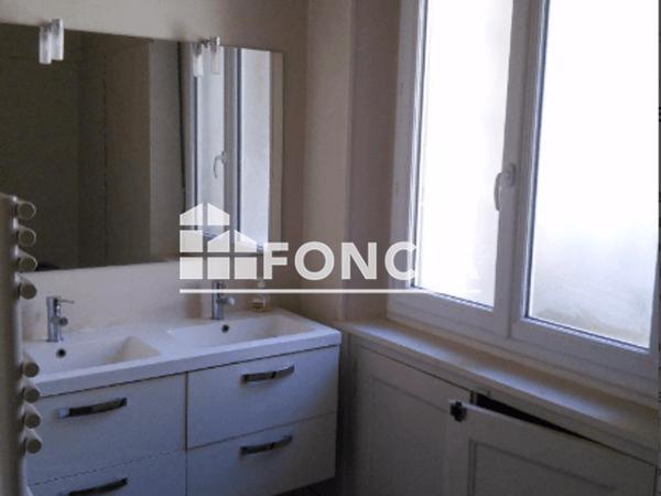 Location Appartement 5 pièces 112.3 m² - 1 RUE CHARLES TESTOUD Grenoble 38000