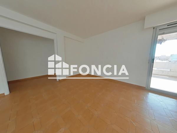Location Appartement 3 pièces 75.39 m² - 74 ALLEE DES ARTS GRAPHIQUES St Laurent Du Var 06700