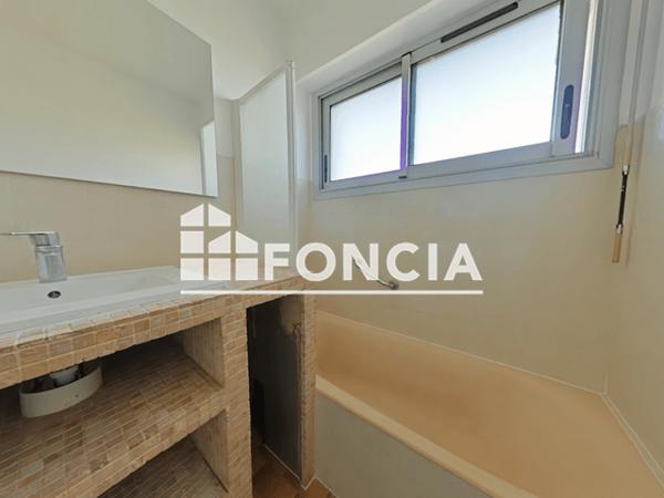 Location Appartement 3 pièces 75.39 m² - 74 ALLEE DES ARTS GRAPHIQUES St Laurent Du Var 06700