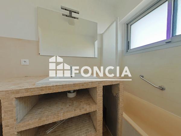 Location Appartement 3 pièces 75.39 m² - 74 ALLEE DES ARTS GRAPHIQUES St Laurent Du Var 06700