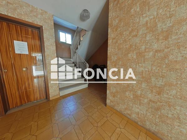 Location Appartement 3 pièces 75.39 m² - 74 ALLEE DES ARTS GRAPHIQUES St Laurent Du Var 06700