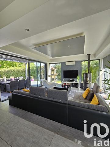 Maison d’architecte 6 pièces de 250 m² à Villers-la-Montagne (54920)