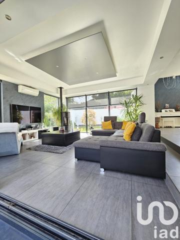 Maison d’architecte 6 pièces de 250 m² à Villers-la-Montagne (54920)