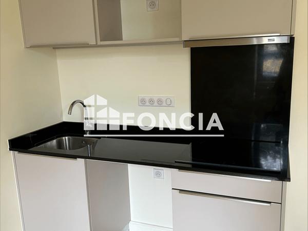 Location Appartement 2 pièces 48.03 m² - 63 RUE THENARD Mulhouse 68100