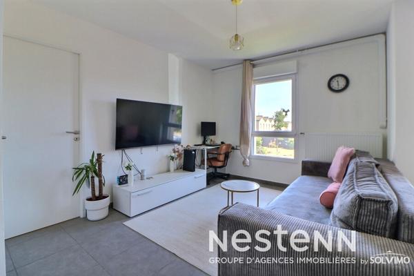 Saint-Priest Cité Berliet Appartement T2, 50,28m², balcon, garage fermé