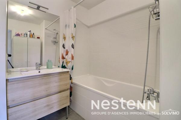 Saint-Priest Cité Berliet Appartement T2, 50,28m², balcon, garage fermé