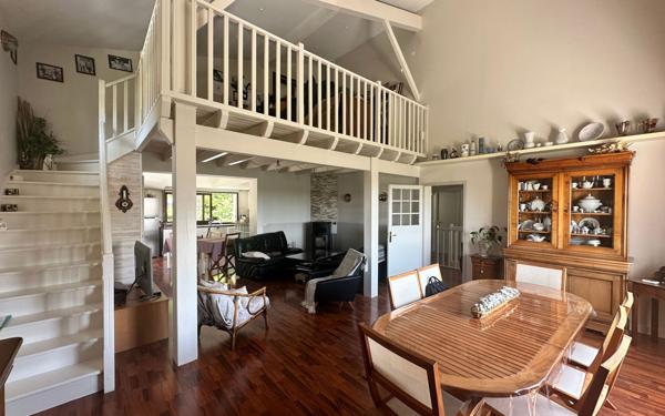 Maison à louer    5 pièces • 140 m2 Fontcouverte