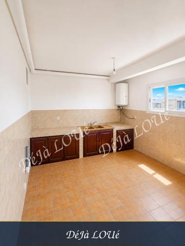 À LOUER – Appartement Duplex T3 – 84 m² – Saint Benoit