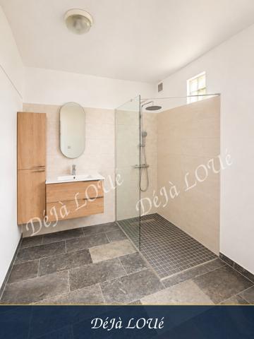 À LOUER – Appartement Duplex T3 – 84 m² – Saint Benoit