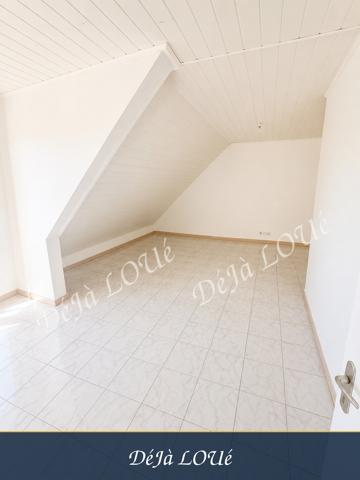 À LOUER – Appartement Duplex T3 – 84 m² – Saint Benoit