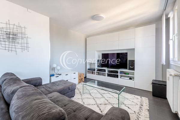 Appartement
                                                                                                                                                                                                                                                                                                                        3 pièce(s)                                                                                                                                                                                                          2 chambre(s)                                                                                                                                                                                                          65.33  m²