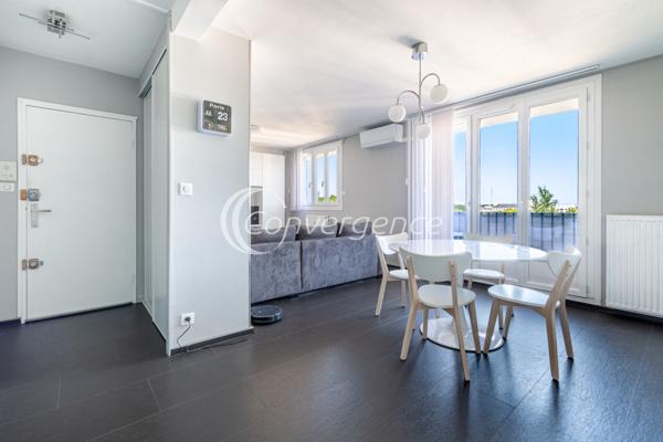 Appartement
                                                                                                                                                                                                                                                                                                                        3 pièce(s)                                                                                                                                                                                                          2 chambre(s)                                                                                                                                                                                                          65.33  m²