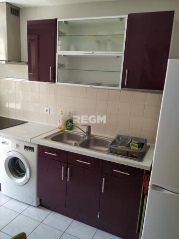 Évry-Courcouronnes (91080) SECTEUR CANAL EVRY COURCOURONNES en PLEIN CENTRE VILLE A 100M du centre commercial AGORA et à 7mn à pieds de