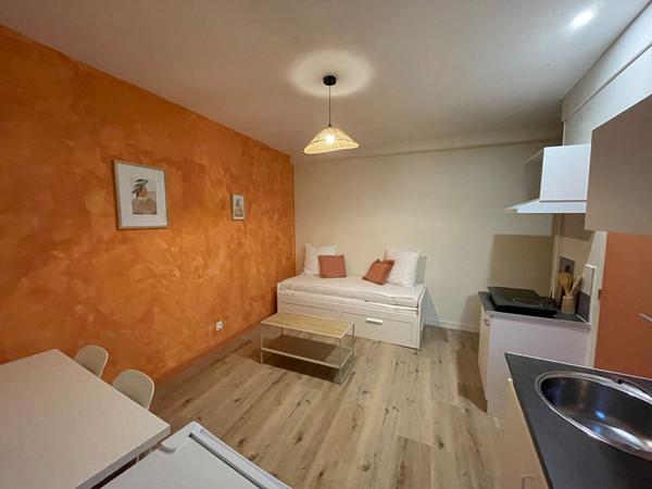 Appartement Fontenay Le Comte 1 pièce(s) 17.75 m2