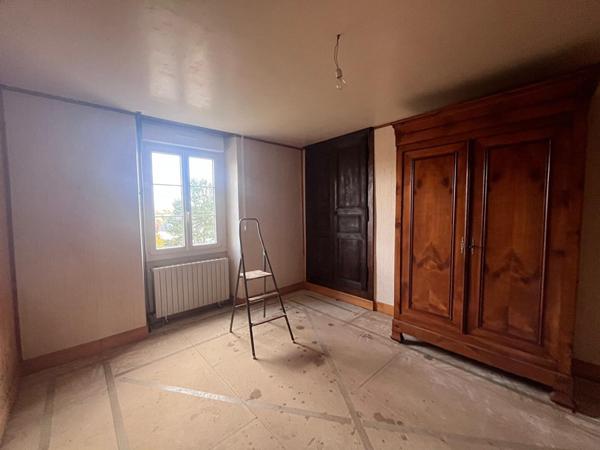 Maison - Le Genest Saint Isle - en pierres