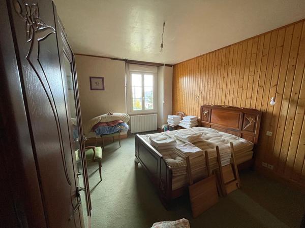 Maison - Le Genest Saint Isle - en pierres