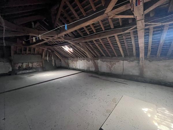 Maison - Le Genest Saint Isle - en pierres