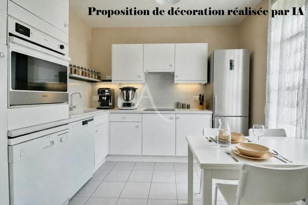 Maison familiale à rénover 8 pièces dans le bois de Maurepas