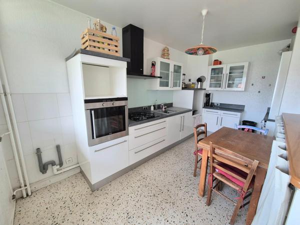 Appartement à VILLARS, 42390 - 6 pièces 120m²