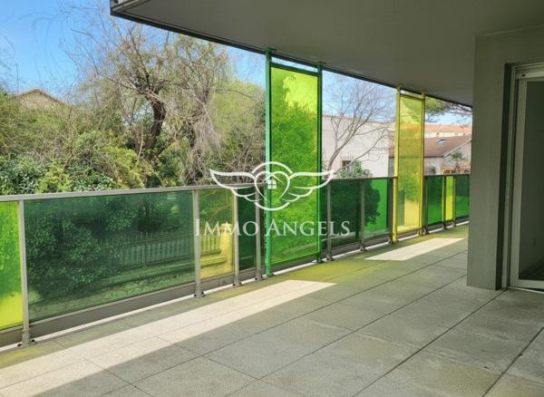 APPARTEMENT T3 AVEC GRANDE TERRASSE