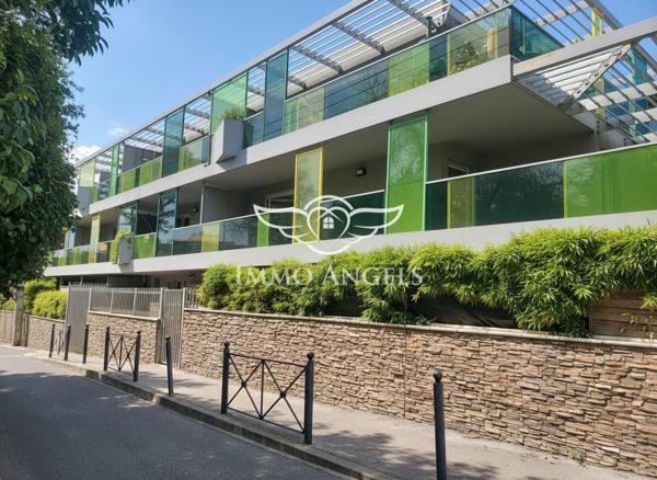 APPARTEMENT T3 AVEC GRANDE TERRASSE