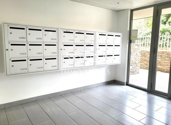 APPARTEMENT T3 AVEC GRANDE TERRASSE