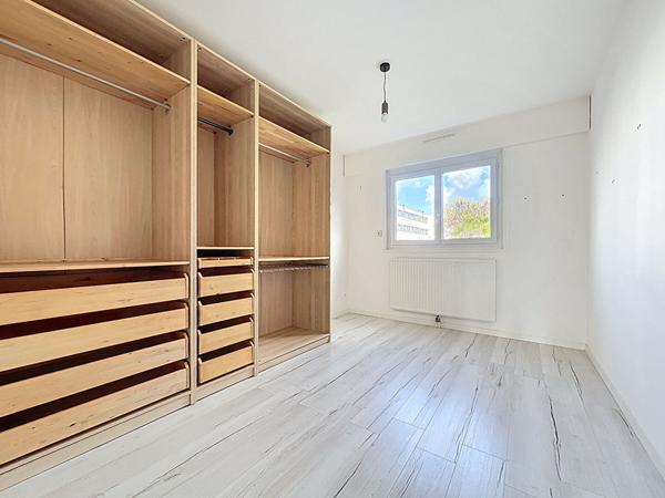 Location appartement La Roche Sur Yon : 870 € - AJP Immobilier La Roche-sur-Yon